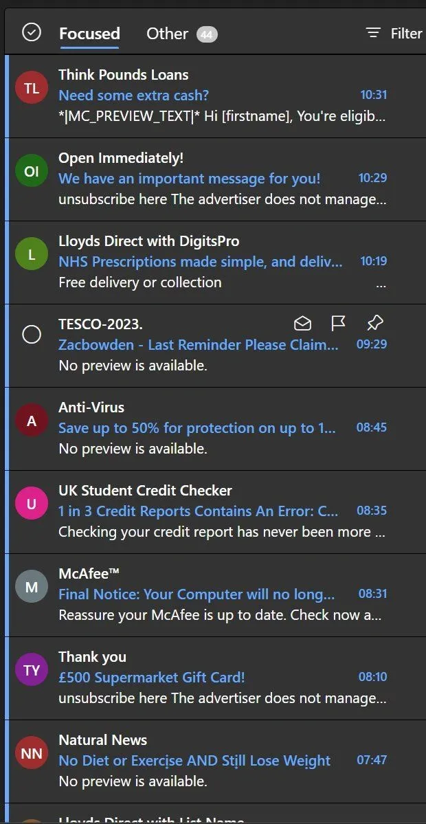 微软Outlook垃圾邮件过滤器出现故障，用户收到大量垃圾邮件